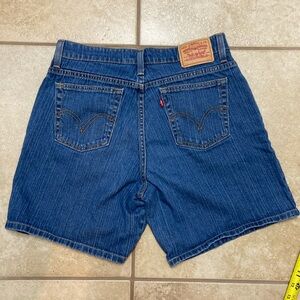 Levi’s 550 Relaxed Shorts Size 12